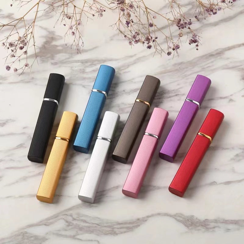 Perfume Fragrance World Qahwa - 詰め替え可能な香水噴霧器,空のボトル,ポータブルトラベルスプレー,ミニガラスボトル,詰め替えポンプ,ディスペンサーツール,12ml