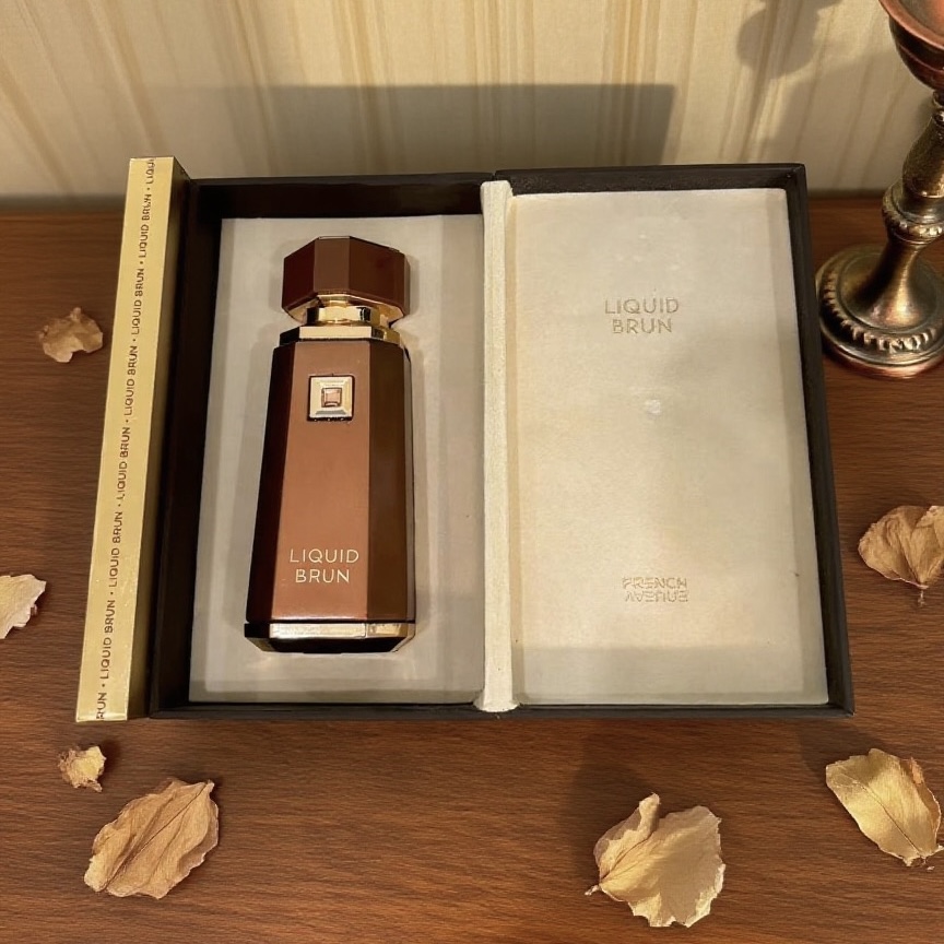 フレグランスワールド フレンチアベニュー リキッド ブロン  - Perfume Fragrance Liquid のレビューと価格