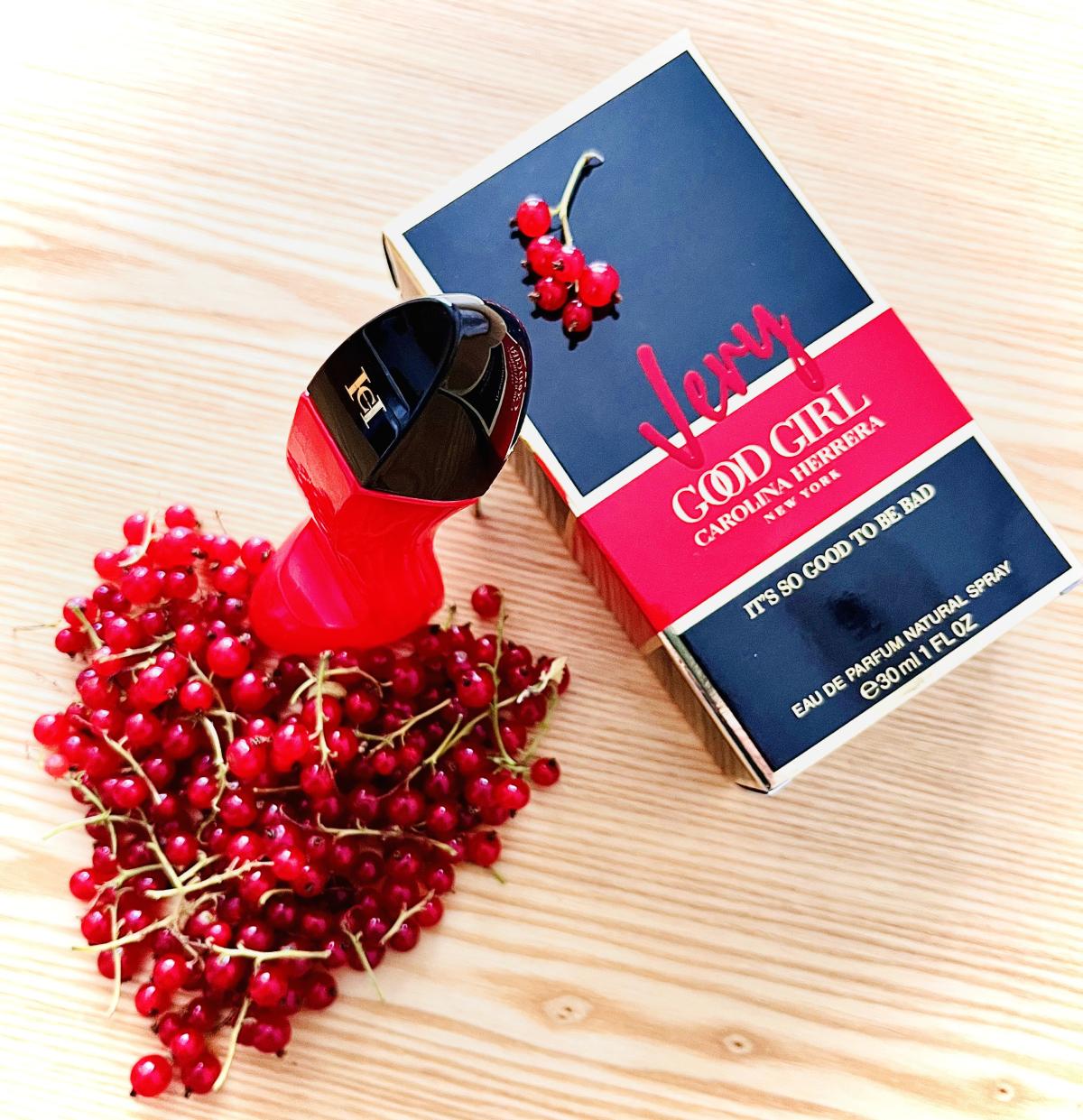 カロライナ・ヘレラ ベリーグッドガール EDP 80ml 女 - Perfume Luxury Fragrance のレビューと価格