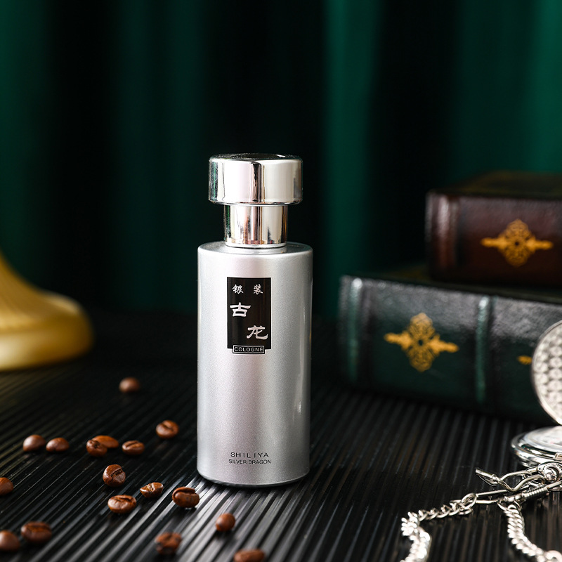 ケルン香水　長時間持続する香り　オリエンタルウッディの香り　 - Perfume In Fragrance のレビューと価格