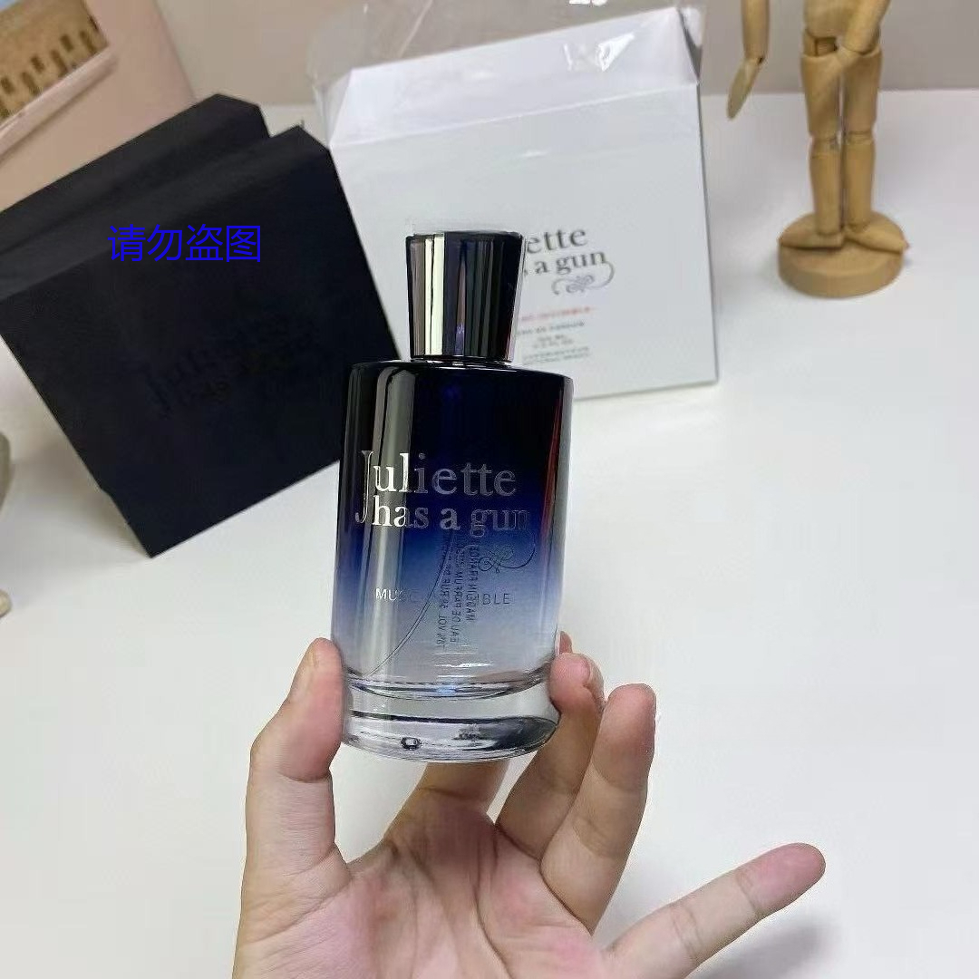 最高級100mlオードパルファム（男女兼用）、長時間持続する - Perfume Luxury Fragrance のレビューと価格